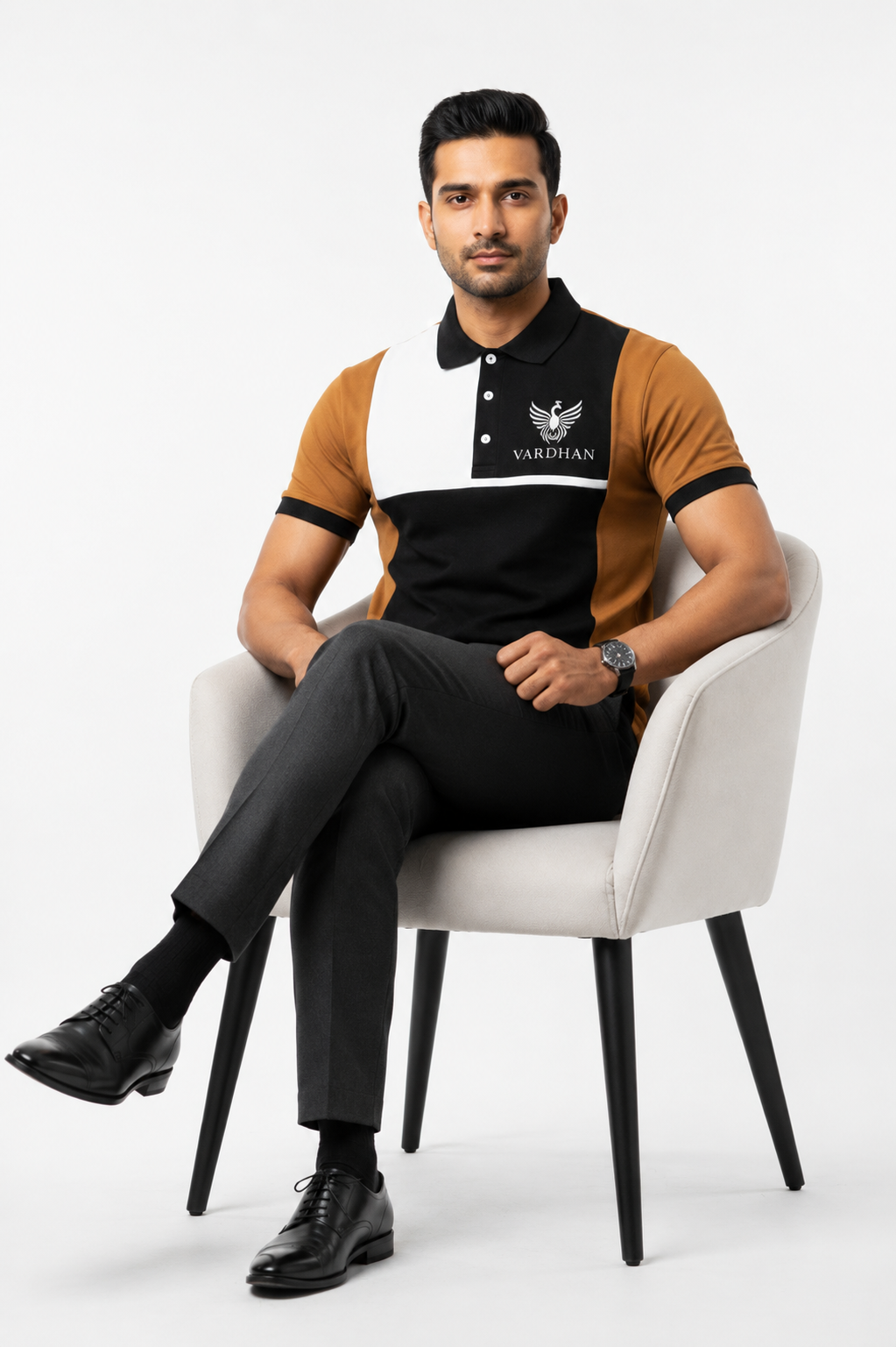 Vardhan Colorblock Polo – Onyx, Ivory & Caramel